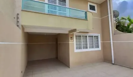 Casa com 3 quartos à venda na Travessa Equador, 60, Cidade Jardim, São José dos Pinhais, 112 m2 por R$ 699.000