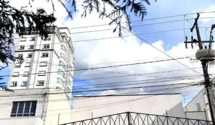 Barracão / Galpão / Depósito para alugar na Rua Izabel a Redentora, 2794, Centro, São José dos Pinhais, 240 m2 por R$ 10.000