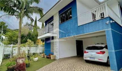 Casa com 4 quartos à venda na Rua José Altair Possebom, 292, Afonso Pena, São José dos Pinhais por R$ 998.000