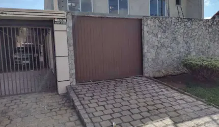 Casa com 5 quartos à venda na Rua Padre Ângelo Bortolini, 771, Cruzeiro, São José dos Pinhais, 220 m2 por R$ 1.300.000