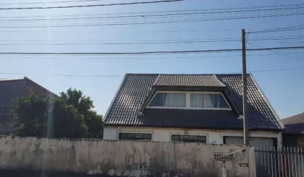 Casa com 5 quartos à venda na Rua Maceió, 455, Águas Belas, São José dos Pinhais, 320 m2 por R$ 650.000
