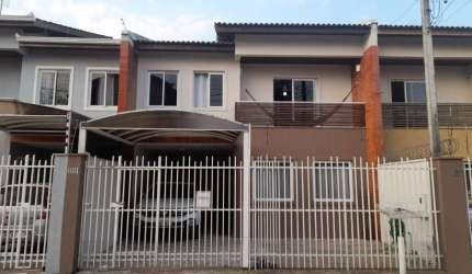 Casa com 3 quartos à venda na Rua Agudos do Sul, 881, Afonso Pena, São José dos Pinhais por R$ 630.000