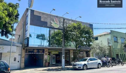 Shopping venda 1500 m² por R$ 10.000.000