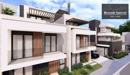 Sobrado triplex 3 quartos - Bairro Uberaba