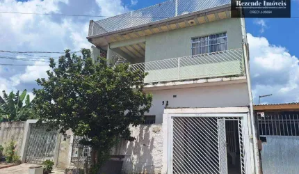 Sobrado com 9 dormitórios à venda, 250 m² por R$ 500.000,00 - Fazendinha - Curitiba/PR