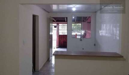 Casa com 3 dormitórios à venda, 80 m² por R$ 349.900,00 - Caiuá - Curitiba/PR