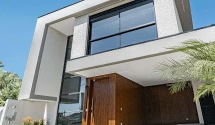 Casa em Condomínio à Venda com 4 suítes 4 vagas - Santa Felicidade