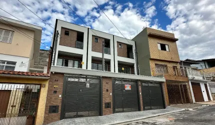CASA FRONTAL COM 4 DORMS 1 SUÍTE NA PENHA