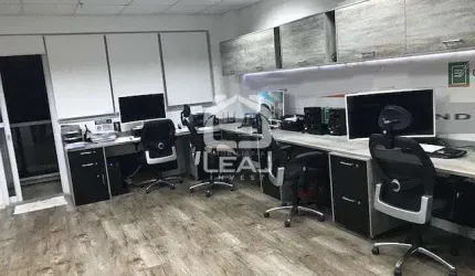 Conjunto Comercial Mobiliado à Venda, Vila Andrade, 42m², 3 Vagas de Garagem, R$ 350.000,00, São Pa