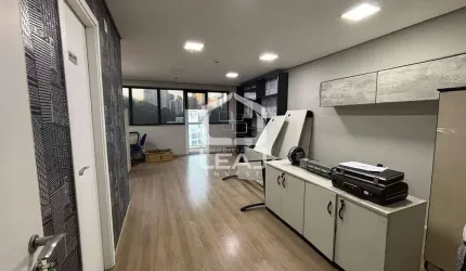 Conjunto comercial, 35m², Vila Andrade, para venda R$ 350.000,00 e locação R$ 3.705,00 (Pacote) - S