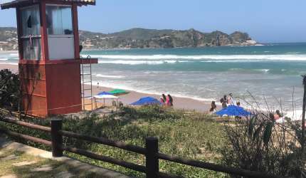Vendo Casa Alto padrão pé na areia Praia de Geribá Búzios