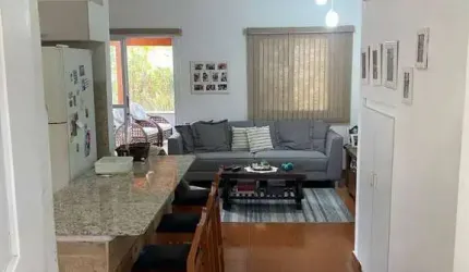 Sobrado em Condomínio à Venda com 3 dormitórios, 2 vagas de garagem, com 115 m² - Jardim São Pedro (Mogi das Cruzes)