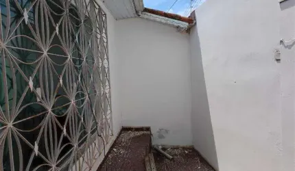 Casas para venda em Registro no bairro Centro