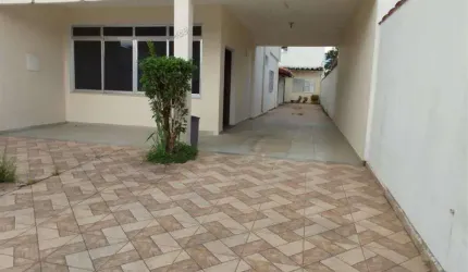 Casas para venda em Registro no bairro Centro