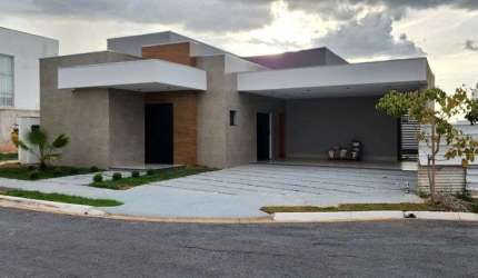 Casa de condomínio para venda possui 213 metros quadrados com 3 quartos