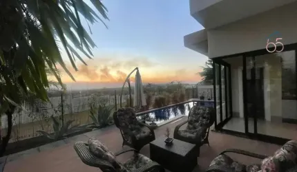 Sobrado à Venda Condomínio Villa Jardim
