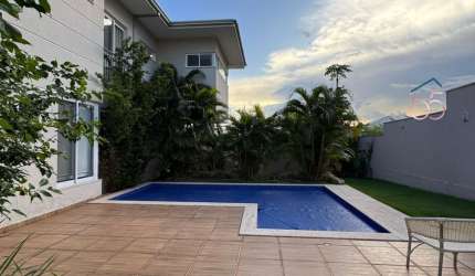 Linda casa para venda no Condominio Florais do Lagos em cuiaba -MT,