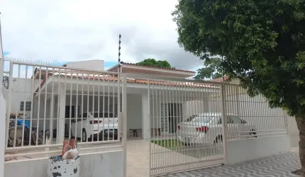 Casa via publica bairro Santa Cruz II - Cuiaba´-MT.