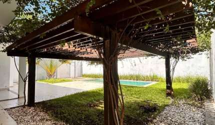 Linda casa no Condo.Jd das Americas  para locação R$13.000,00 - Jd das Americas-Cuiaba-MT.