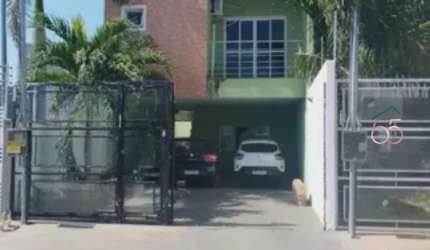 Casa Sobrado no Condominio Santa Cruz, por R$680.000,00