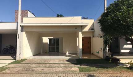 Casa com 3 dormitórios para alugar, 135 m² por R$ 3.600,00/mês - Condomínio Residencial Vera Cruz - Salto/SP