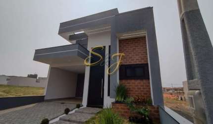 CASA TERREA COM TRÊS QUAROS A VENDA NO BAIRRO FLAMBOYANT- COND.JARDIM DOS LIRIOS - PAULÍNIA SP