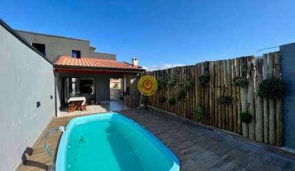 Casa com Piscina e Churrasqueira – Conforto e Lazer em Boracéia