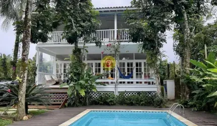 Linda Casa a Apenas 50 Metros da Areia – Litoral Norte de São Paulo