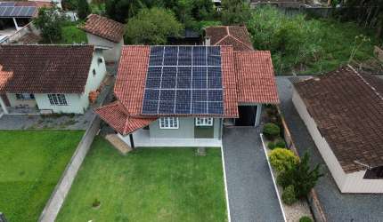 Casa à Venda com Suíte + 1 quarto no bairro Centro Norte em Schroeder