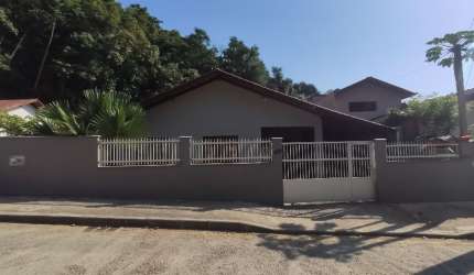 Casa à Venda no bairro Vieira em Jaraguá do Sul