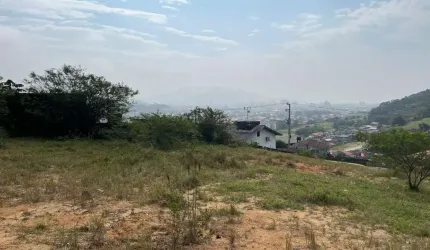 Terreno à venda na Rua Homero de Miranda Gomes, 1, Jardim Janaina, Biguaçu por R$ 351.043