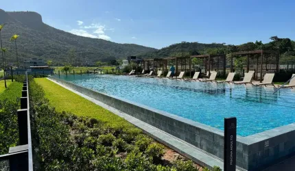 Terreno em condomínio fechado à venda na Rua Lagoinha, 65, Pedra Branca, Palhoça por R$ 900.000