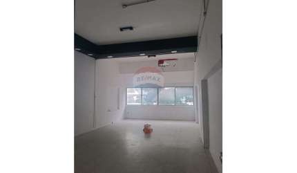 Sala comercial 85 m² com WC e Copa