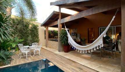 Casa no Condominio Vila Romana, com 3 suites, Duplex, Area de lazer propria, R$ 1.900.000,00
