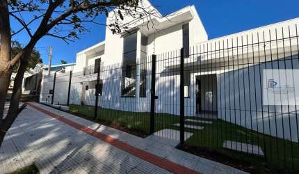 Casa à venda no bairro Zona 04 - Maringá/PR