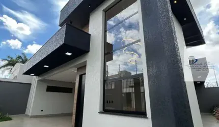 VENDE-se CASA NOVA DE ESQUINA EM MARINGÁ