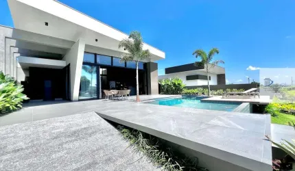 Casa à venda no bairro Centro - Porto Rico/PR