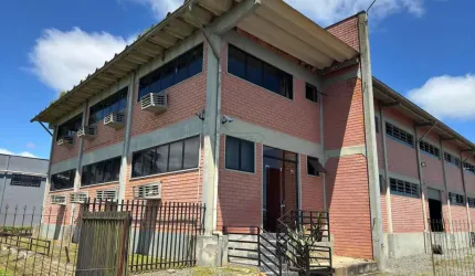 GALPÃO EM PORTO GRANDE, ARAQUARI/SC | 1.400 M² | 5.000 M² DE PÁTIO