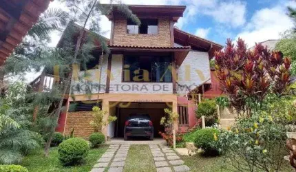 CASA TERESÓPOLIS PARQUE DO IMBUI