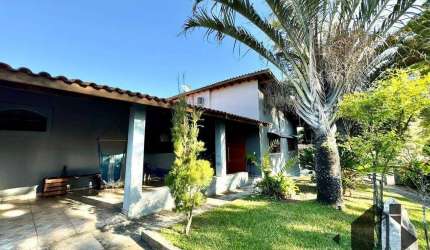 Chácara com 3 dormitórios à venda, 4250 m² por R$ 2.300.000,00 - Barreiro - Taubaté/SP