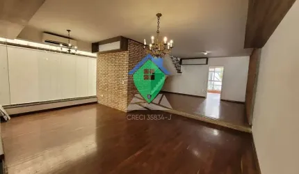 Sobrado Residencial 300 m²,  para locação por R$ 13.275,40/mês e à venda por R$ 2.700.000,00 no cor