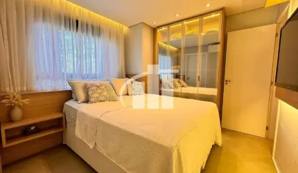 Apartamento mobiliado à Venda no The House, Vila Yara, 157m², 3quartos, 4 vagas, Modernizado Projeto Exclusivo, mobiliado com Breton e Franccino.