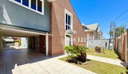 Casa térrea com piscina e quintal à venda, 340 m² por R$ 1.490.000 - Santa Felicidade - Curitiba/PR