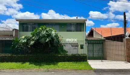 Sobrado com 4 quartos à venda, 200 m² por R$ 689.900 - Xaxim - Curitiba/PR