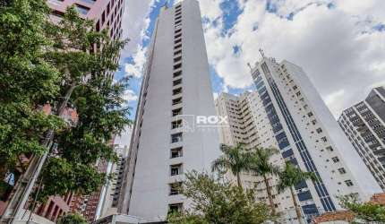 Cobertura com 4 suítes, piscina, sauna e 4 vagas à venda, 834 m² - Batel, Curitiba/PR