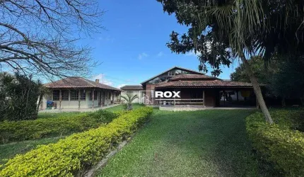 Casa com 5 quartos à venda, 257 m² por R$ 900.000 - Capela Velha, Araucária/PR