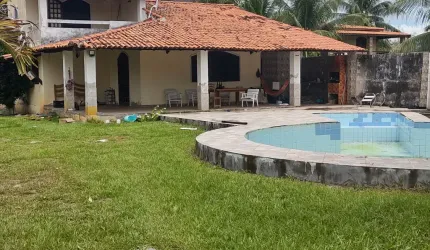 Cond.Planeta Água casa duplex edificada em terreno plano de 1400 m2 piscina, acomodação para caseiro