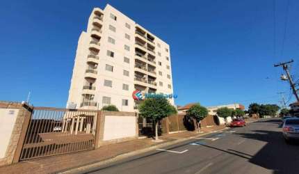 Apartamento com 3 dormitórios à venda, 94 m² por R$ 370.000,00 - Jardim Macarenko - Sumaré/SP