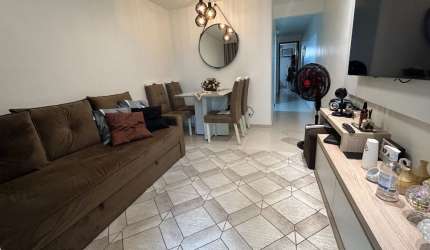 Casa linear, reformada, condomínio fechado, 1 quarto, 1 vaga. Portinho - Cabo Frio.