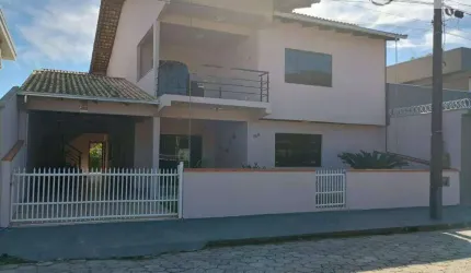 Sobrado com 7 dormitórios à venda, 293 m² por R$ 1.200.000,00 - Ubatuba - São Francisco do Sul/SC